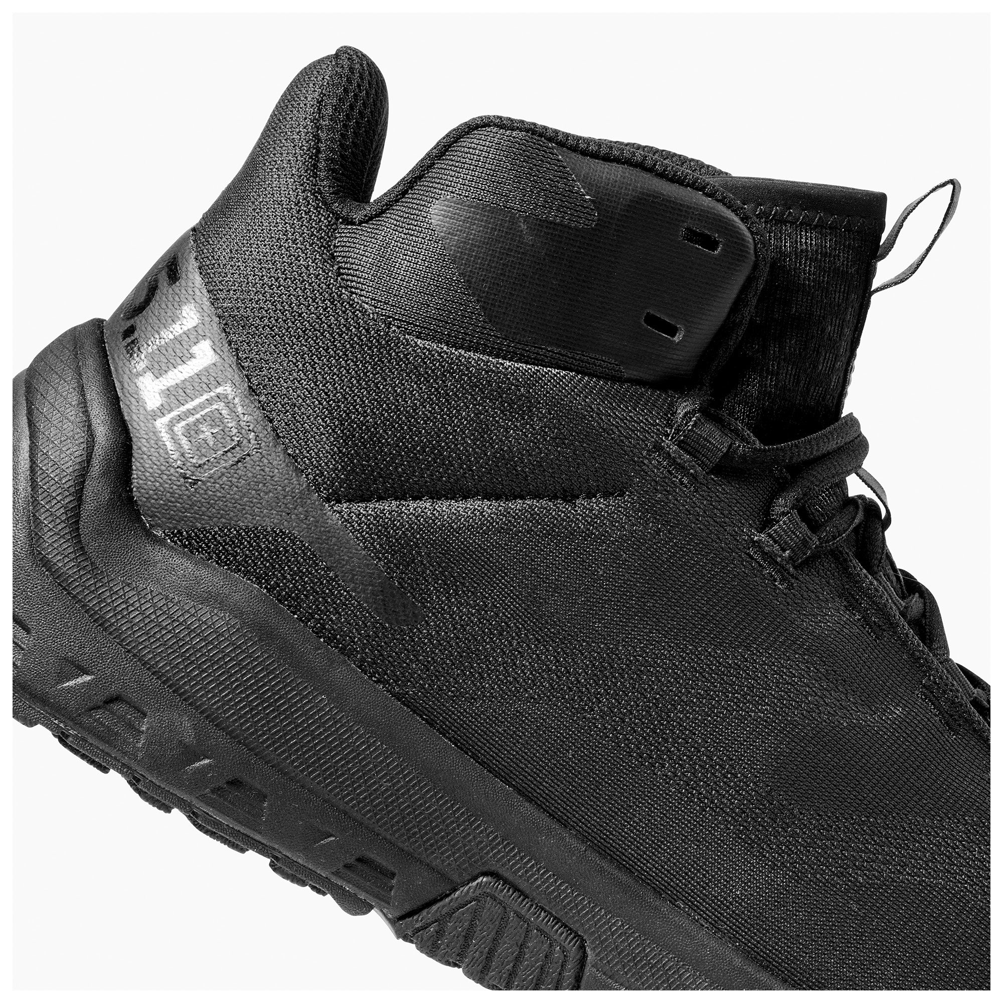 TENNIS 5.11 - PT-R® INURE MID RUNNER 