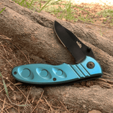 WALLIS - NAVAJA CON MANGO PVC AZUL 8CM